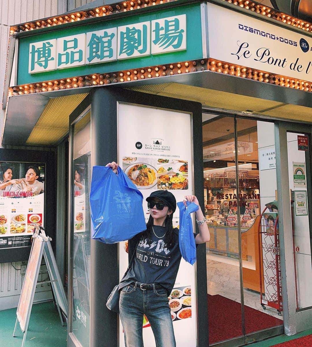 高梨優佳さんのインスタグラム写真 - (高梨優佳Instagram)「前お仕事で行った博品館に 行ってきたよ〰️ ！  テンション上がっておもちゃ爆買いした🤖  お洋服もタグ付けしてます 🫶🏻」6月25日 19時39分 - yukaaa0721xx
