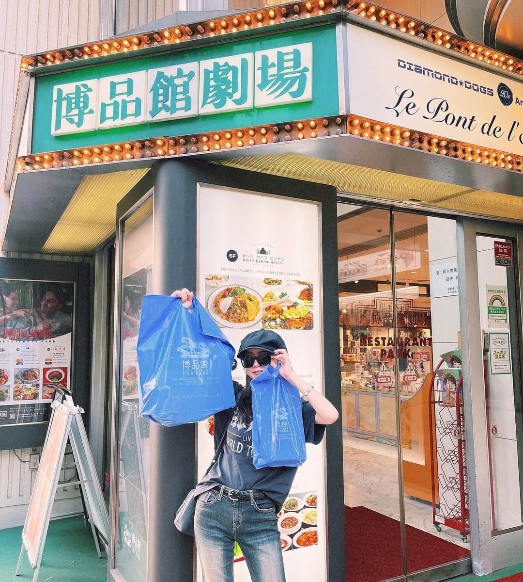 高梨優佳さんのインスタグラム写真 - (高梨優佳Instagram)「前お仕事で行った博品館に 行ってきたよ〰️ ！  テンション上がっておもちゃ爆買いした🤖  お洋服もタグ付けしてます 🫶🏻」6月25日 19時39分 - yukaaa0721xx