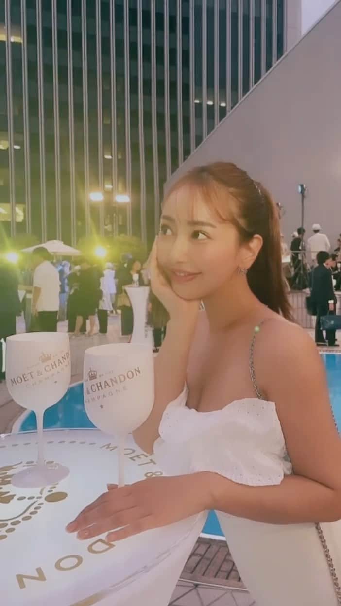 のインスタグラム：「🌛🤍✨」
