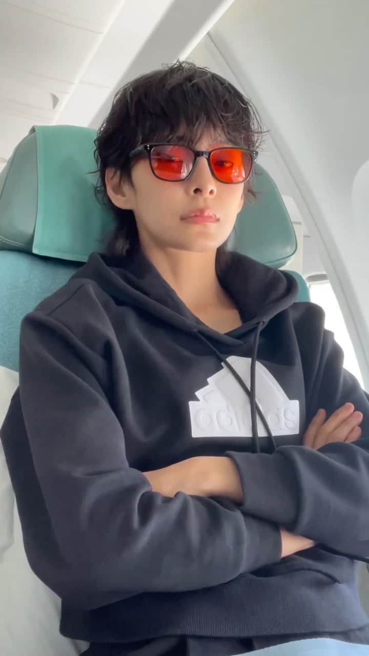 チョン・ヘインのインスタグラム：「Resting my 👀 @lucideyes.korea」