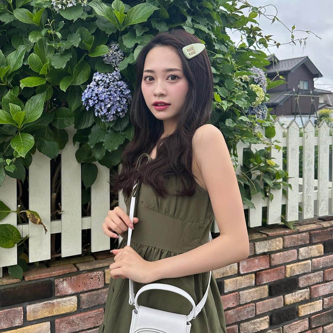 ユリナのインスタグラム：「🧃🤍」