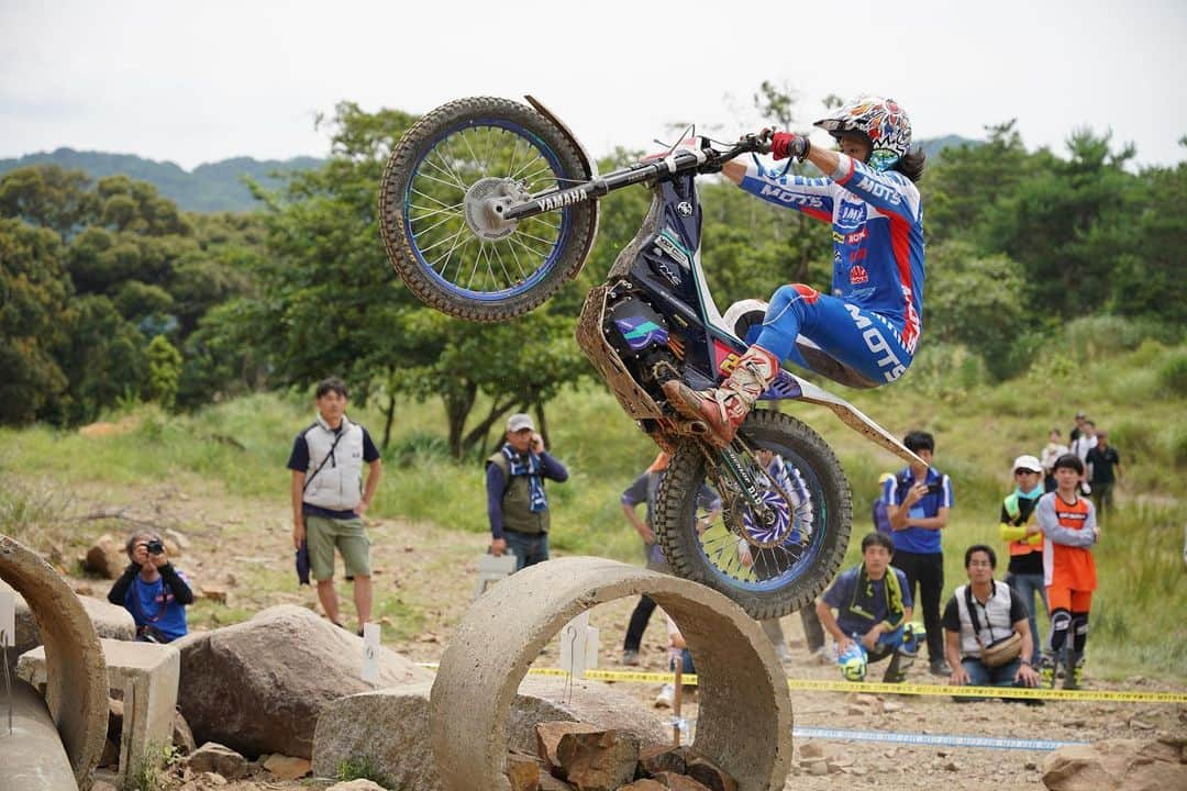 黒山健一さんのインスタグラム写真 - (黒山健一Instagram)「All Japan Trial Round 4❗️ 2nd place🥈 Happy, happy, happy❤️ Thank you, everyone😘  📸tanny1039📸  #araihelmet #alpinestars #motsracing #YAMAHA #yamahatrial #DUNLOP #sundayfunday  #sundaymotivation」6月25日 20時13分 - kenichi_kuroyama