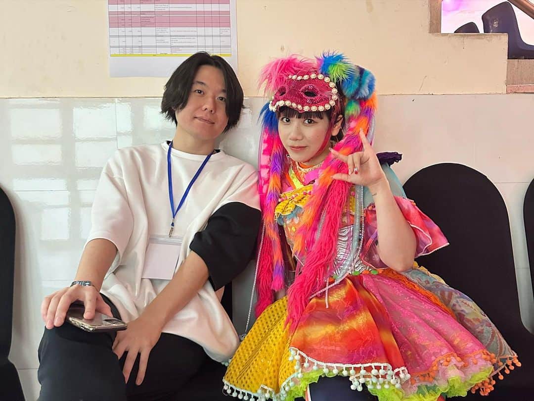 KARIN さんのインスタグラム写真 - (KARIN Instagram)「Rất vui được tham gia Comic Festval tối nay!!  Xin cám ơn các bạn〜〜🎀❤️  コミックスフェスありがとうございました！✨  #VietnamJapanComicFes2023 #VJCF2023 #June #HoChiMinhCity #anime #manga」6月25日 20時21分 - karin.tempurakidz