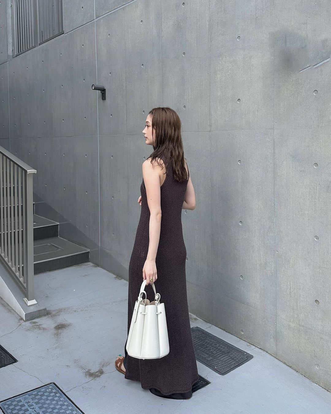 涼佳さんのインスタグラム写真 - (涼佳Instagram)「today🏷️  dress  #josemoon  skirt  #few, sandals #hermès  bag #polene   明日からまた頑張ろう〜✊🏻🌼」6月25日 20時43分 - _ryoka_870