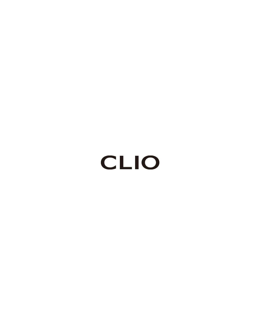 클리오 CLIO officialさんのインスタグラム写真 - (클리오 CLIO officialInstagram)「🚪어느 호수를 고를까나 𝙇𝙚𝙩 𝙢𝙚 𝙘𝙝𝙤𝙤𝙨𝙚 𝙤𝙣𝙚!  문밖을 나서니까 바로 증명되는 #킬래쉬 😎☀️  여름에도 킬래쉬와 함께라면 뭉침 & 가루날림 걱정없이 깔끔하게 마무리!  🏆𝗕𝗘𝗦𝗧 𝗣𝗜𝗖𝗞 ➡️ 00호 & 01호👀🏆  #00 깔끔픽싱 - 내 속눈썹인 듯 깔끔하고 또렷한 픽싱효과 #01 롱컬링 - 연장한 듯 얇고 깔끔한 롱&컬 효과 #02 볼륨컬링 - 촘촘하고 또렷한 볼륨&컬효과 #03 매끈볼륨 - 매끈하고 풍성한 볼륨&컬효과  총 4가지 호수로 만나보는 킬 래쉬! 원하는 스타일대로 고르고, 뭉침 걱정없이 즐기는 여름 메이크업💓  지금 바로 올리브영에서 [ 𝟏+𝟏 ] 기획세트로 만나보세요 🫒  -  Mascara that's good to use in the summer!  KILL LASH SUPERPROOF MASCARA   🏆𝗕𝗘𝗦𝗧 𝗣𝗜𝗖𝗞 ➡️ #00 SLIM FIXING & #01 LONG CURLING 👀  Enjoy this summer's makeup with Killash without worrying about powder flakes and clumping!  #클리오#CLIO#クリオ #킬래쉬 #killlash #mascara #마스카라 #마스카라추천 #페스티벌 #eyelash #kbeauty #올리브영 #지코 #우지호 #zico」6月25日 20時46分 - clio_official