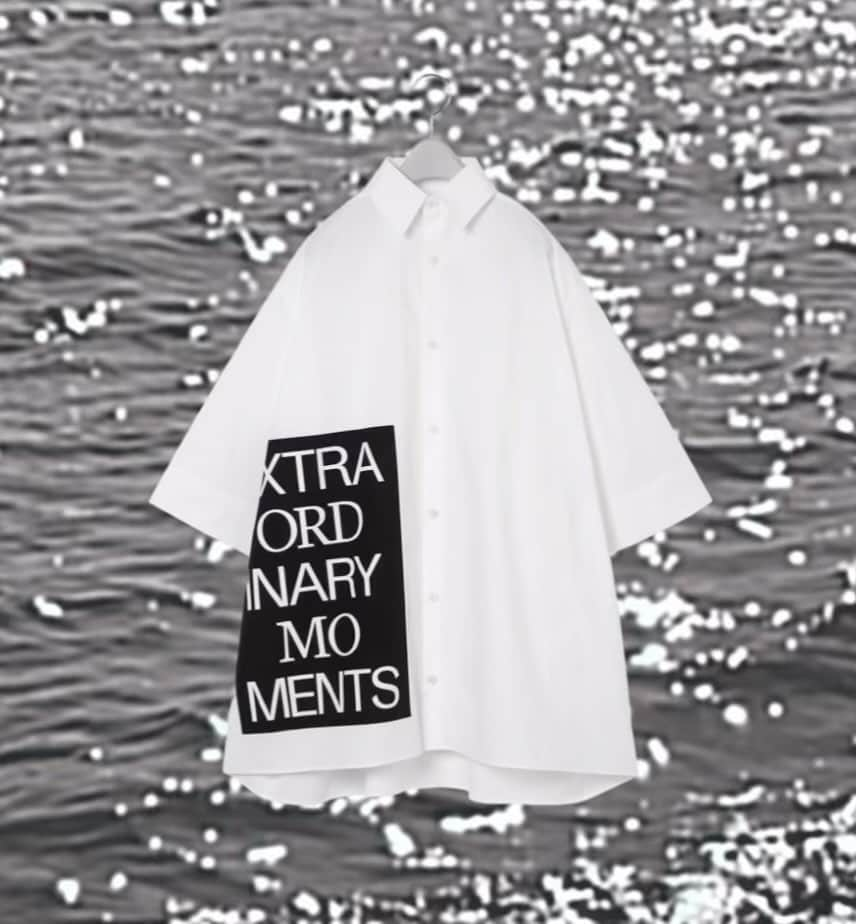 TARO HORIUCHIのインスタグラム：「2023 S/S Item: Oversized Graphic Shirt Color: white ・ Now available at th products sendagaya, official EC store & selected retailers. Discover our latest arrivals in stores and at thproductsonline. ・ オーバーサイズドグラフィックシャツ/ タテに綿、ヨコにストレッチ性のある糸を使用。ストレッチ性のある糸をヨコに使用することで、綿の風合いは残しながら、綿100%では表現出来ない締まりのある密度感を表現。 ・ #tarohoriuchi thproductsonline.com」