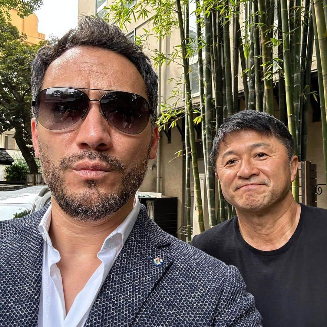 ベリッシモ・フランチェスコさんのインスタグラム写真 - (ベリッシモ・フランチェスコInstagram)「Hello my friend👍 Today incredible Premium Talk event with the great Nobuhiro Takeda in Shizuoka🍝⚽️😂 大好きな静岡で武田さんとAUDIのプレミアムトークショーさせて頂きました！皆さんのお陰で、素敵なイベントになりました。沢山の方々に来て頂き有難うございました！❤️ Grandissimo evento della AUDI con il leggendario Nobuhiro Takeda😂👍 #ベリッシモ #武田修宏 #武田修宏トークショー #ベリッシモトークショー #芸能人 #有名人 #日本代表 #サッカー日本代表 #料理研究家 #イタリア料理研究家 #イタリア人 #六本木のツートップ #サムライブルー #chef #tvchef #calciatore #nobuhirotakeda #francescobellissimo #audi8qetron #静岡 #トークショー #講演 #イケオジ #お洒落 #audi静岡東 #アウディ #イケメン #luxurylifestyle #男の中の男 #enjoylife」6月25日 20時57分 - bellissimoyoshi