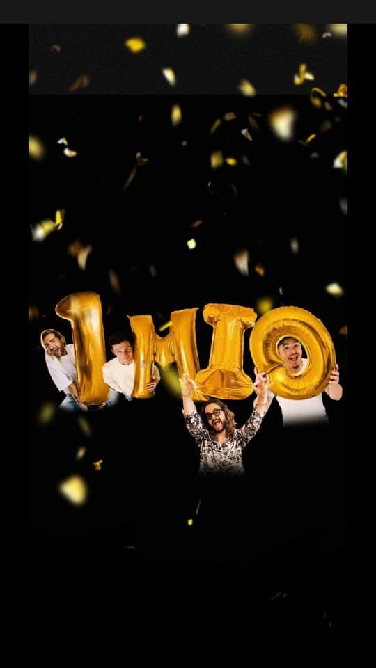 Tokio Hotelのインスタグラム：「OMG guys! We just hit 1 million follower on instagram! 🤯We simply have the best Fans and community! Thank you so much! We love you guys and can't wait to share all the things we're working on with you! 🥳So stay tuned & see you soon. ❤️」