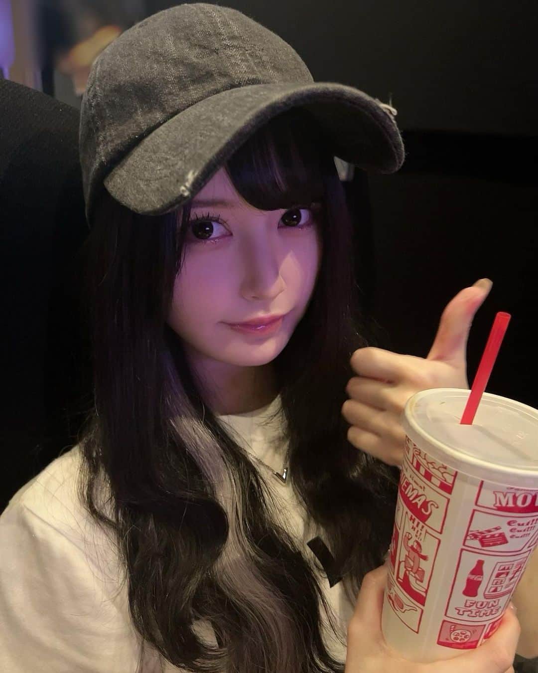 山本望叶のインスタグラム：「映画みたよ👍👍👍」