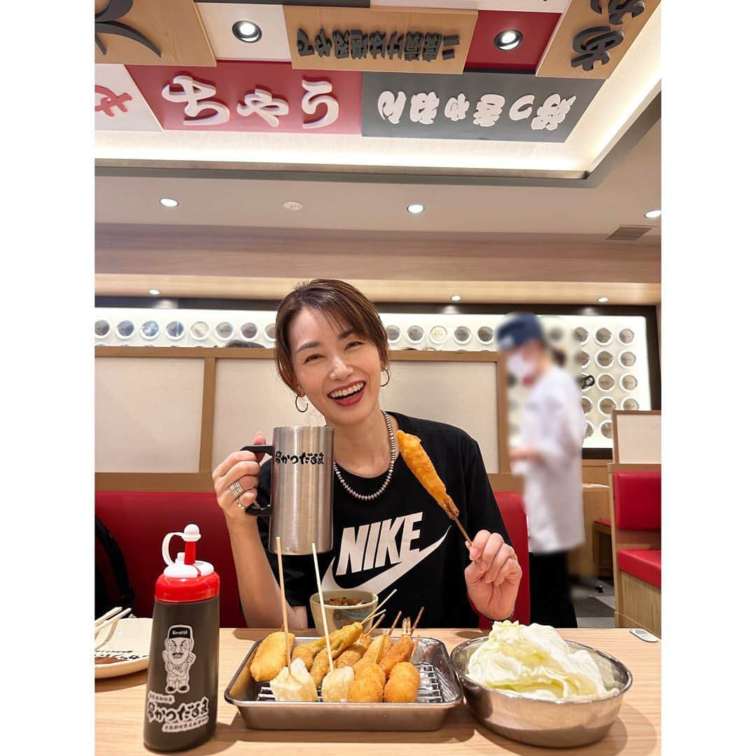 武藤京子さんのインスタグラム写真 - (武藤京子Instagram)「* * 串カツ😋 * この量食べられるかな〜 とか言いながら ちゃっかり完食😅 * どて焼きも美味しかった✨ * #串カツ #串カツだるま #道頓堀 #武藤旅」6月25日 21時05分 - kyokomuto0628