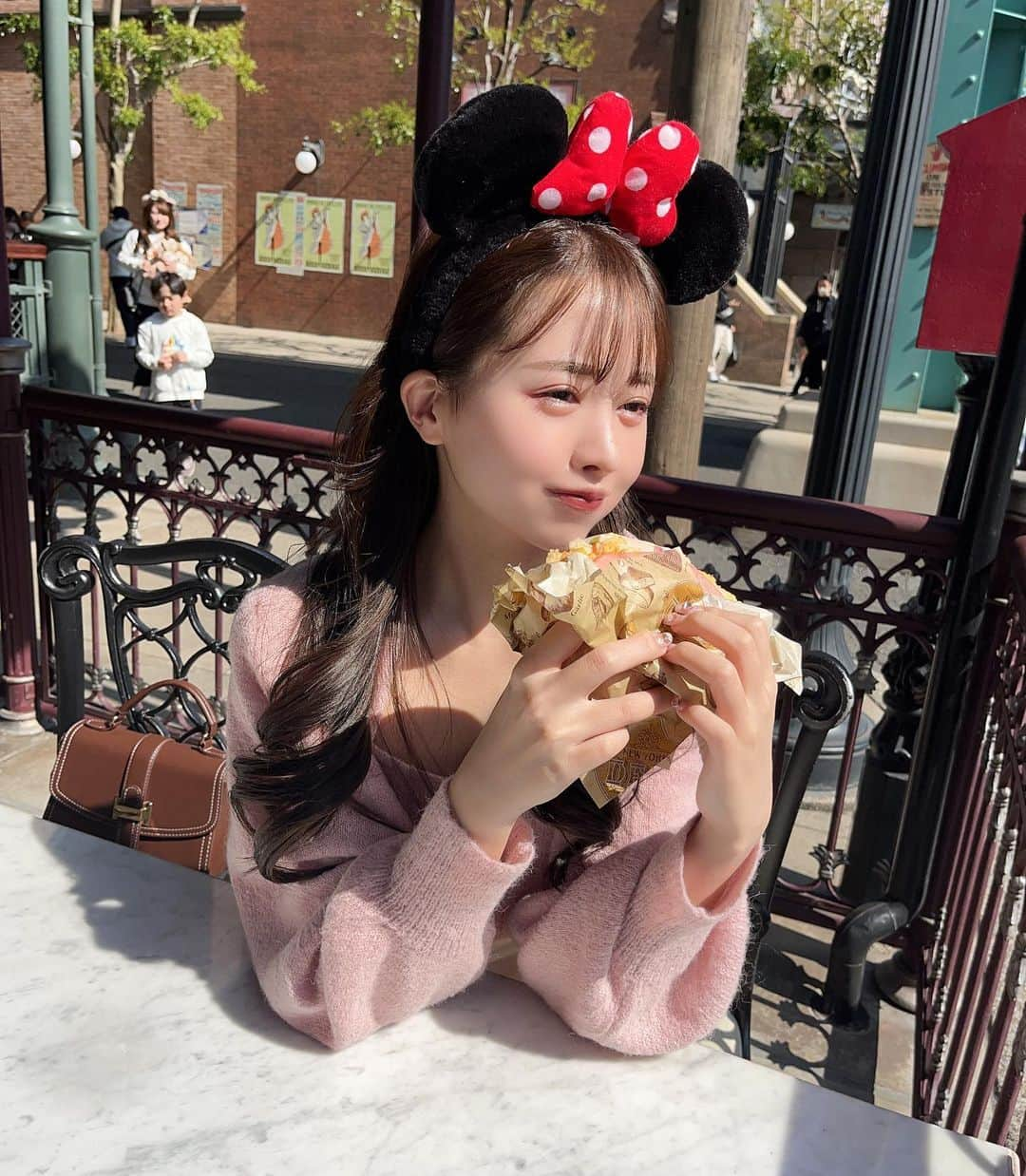 加藤ゆりなさんのインスタグラム写真 - (加藤ゆりなInstagram)「とある日のディズニーシー🧸  #ディズニーコーデ  #ディズニーシー」6月25日 22時18分 - _yuringo_