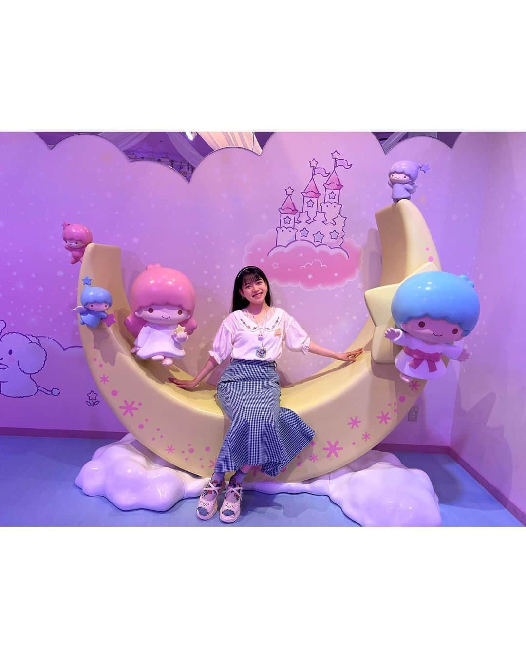 高岡薫さんのインスタグラム写真 - (高岡薫Instagram)「キキララだらけ⭐️  #サンリオピューロランド #sanriopuroland #ピューロ写真部 #ピューロジェニック #リトルツインスターズ #キキララ #トゥインクリングスタジオ #キャラグリレジデンス」6月25日 22時20分 - kaorumba1129