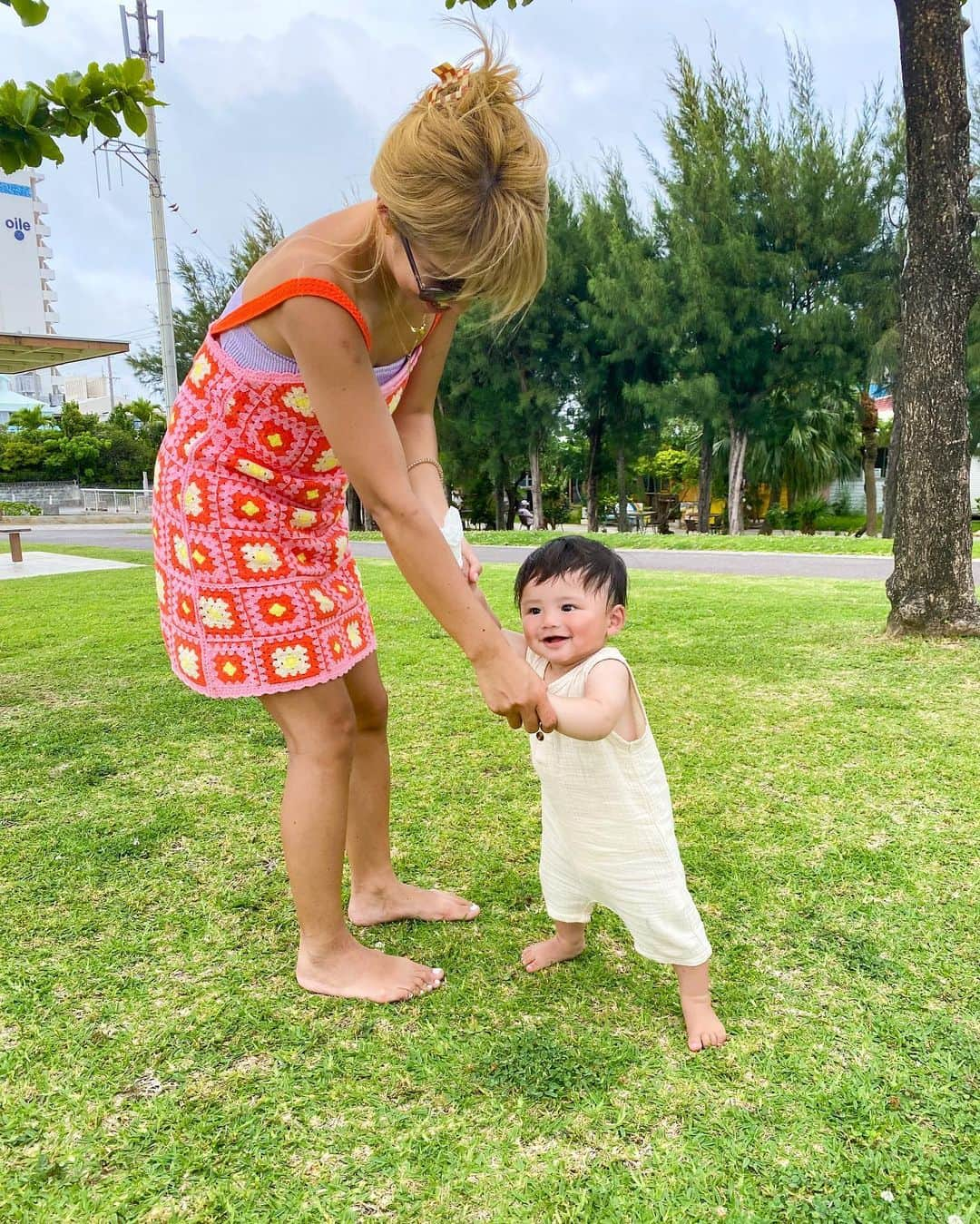 maakoさんのインスタグラム写真 - (maakoInstagram)「8month〜9month🌱🪽🌈  ROW MEMORIES ५✍🏻📷👶🏼  🌺OKINAWA🌊」6月25日 22時44分 - maakomind