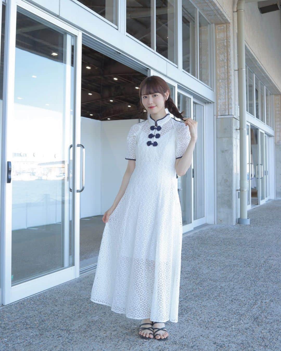 のインスタグラム：「. . 「渡り鳥たちに空は見えない」ラストの おしゃべり会ありがとうございました🕊️ . . レースチャイナワンピース着ました👗 . . #ngt48 #ootd #canoneoskissx10i  #lilybrown #orientaltraffic」