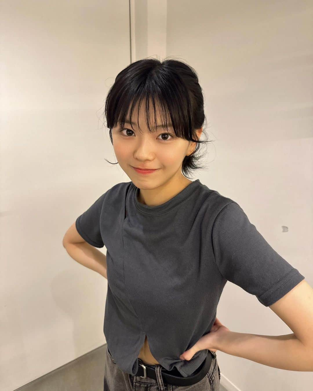 大熊杏優さんのインスタグラム写真 - (大熊杏優Instagram)「舞台「ある風景」千秋楽を迎え、無事全公演終了しました〜！🧀 たくさんの時間、日向ちゃんとこの作品と向き合えてすごく幸せな時間を過ごせました。 皆様本当にありがとうございます。 この作品で自分自身少し成長できた気がします。そしてもっともっとお芝居頑張りたいって思えました☺︎  改めて、たくさんのお客様に囲まれて、無事千秋楽を迎えられたこと本当に感謝してます。お越しいただきありがとうございます。 これからも頑張るぞい❤️‍🔥」6月25日 23時17分 - ayuokuma