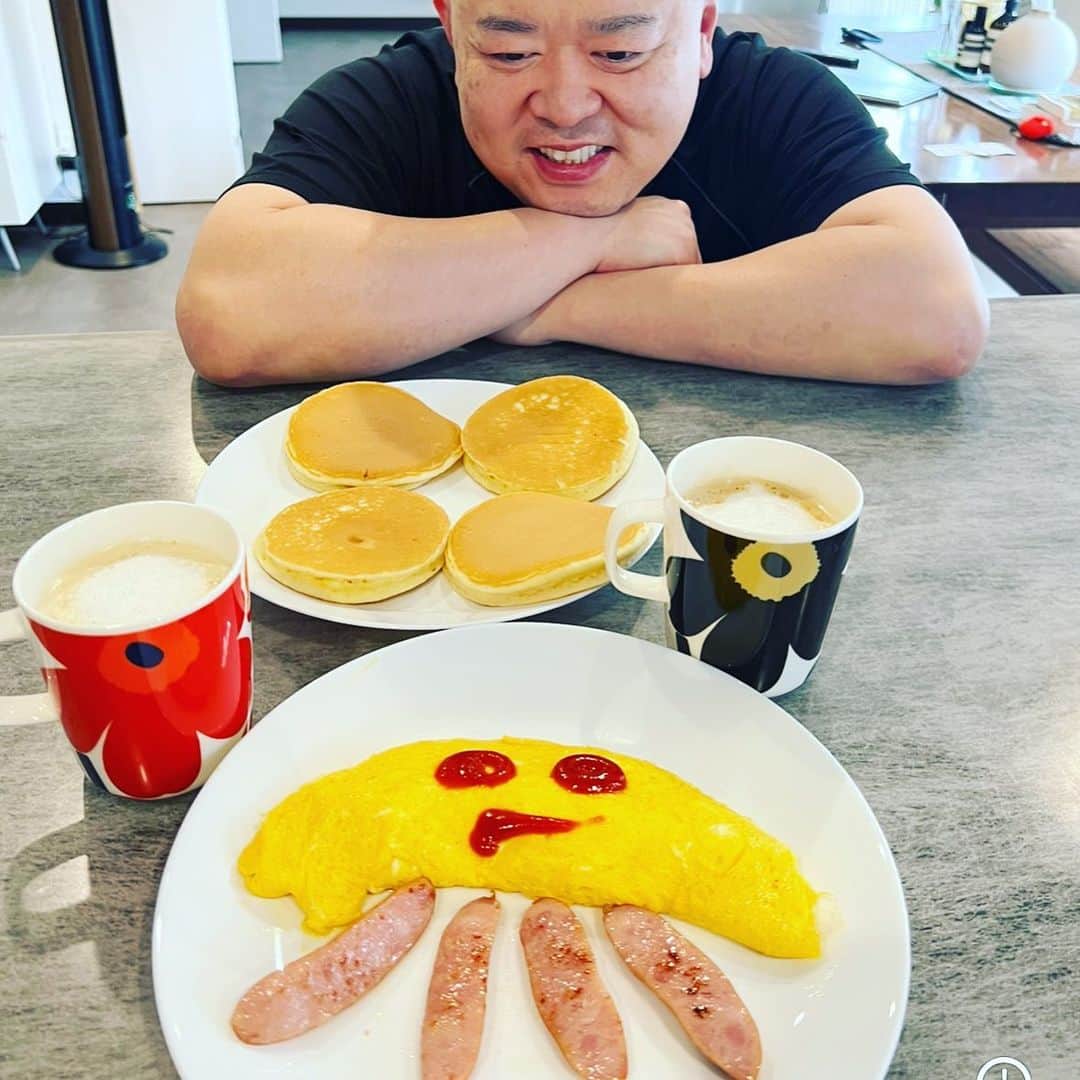  WATANABETAKAYOSHIさんのインスタグラム写真 - ( WATANABETAKAYOSHIInstagram)「How do you like the breakfast I made?  #tasty」6月25日 23時38分 - teruzushi