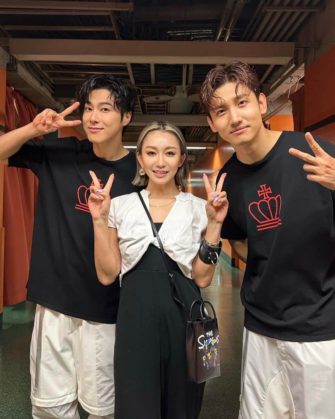 倖田來未さんのインスタグラム写真 - (倖田來未Instagram)「. 本日、東方神起 「LIVE TOUR 2023 ～CLASSYC」ファイナル公演へ行ってきました！！ ⁡ すごいなぁーほんまに。 一緒にブラックチェリーツアードーム公演でライブした日が懐かしいです！ ⁡ 約3年半ぶりとなる全国ライブツアーで、超満員！ ファンの方の熱気もすごかったし、ファンの皆さんのことを一番に考える構成のライブでした！！ ⁡ それにしても、ユノは1ヶ月前足を負傷しての今日のコンサートは、ほんまに凄すぎました、、 全く怪我を感じさせないパフォーマンス！ それをチャンミンがしっかり包み込んでる感じで2人の音楽の愛と調和が見えました！ ⁡ って、誰？！発言でしたが、 とにもかくにも、これからも素敵な音楽を届けてほしい！！ そんな幸せをいただいた1日でした。 アーティストとして私も頑張らなければ！！ ⁡ 私もファイナルまでもう少し！ 気合い入れてさらなるパフォーマンスをしたいと思います！！ ⁡ 残すところ、東京と群馬！！ 残り8公演楽しみます！ ⁡ #東方神起livetour2023_classyc  #東方神起 #동방신기 #TVXQ #윤호 #창민 #코다쿠미 #kodakumi #倖田來未」6月25日 23時41分 - kodakumi_official