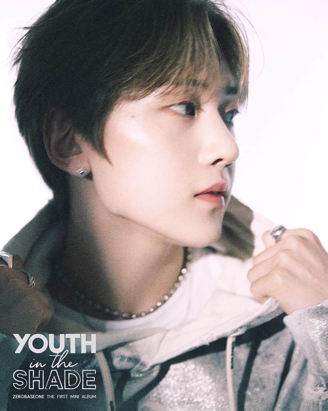 ZEROBASEONEさんのインスタグラム写真 - (ZEROBASEONEInstagram)「ZEROBASEONE The 1st Mini Album [𝐘𝐎𝐔𝐓𝐇 𝐈𝐍 𝐓𝐇𝐄 𝐒𝐇𝐀𝐃𝐄]  Concept Photo 'YOUTH' #SEOKMATTHEW #석매튜  2023.07.10 18:00 (KST)  #ZEROBASEONE #ZB1  #제로베이스원 #0_1  #YOUTHINTHESHADE」6月26日 0時02分 - zb1official