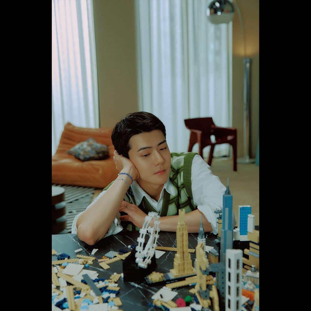 SMエンターテインメントさんのインスタグラム写真 - (SMエンターテインメントInstagram)「EXO 'Hear Me Out' Teaser Image #DO(D.O.) #SEHUN   【EXO The 7th Album 'EXIST'】 ➫ 2023.07.10 6PM (KST)  #디오 #세훈 @oohsehun  #EXO #엑소 #weareoneEXO @weareone.exo  #EXIST #EXO_EXIST #HearMeOut #EXO_HearMeOut」6月26日 0時05分 - smtown