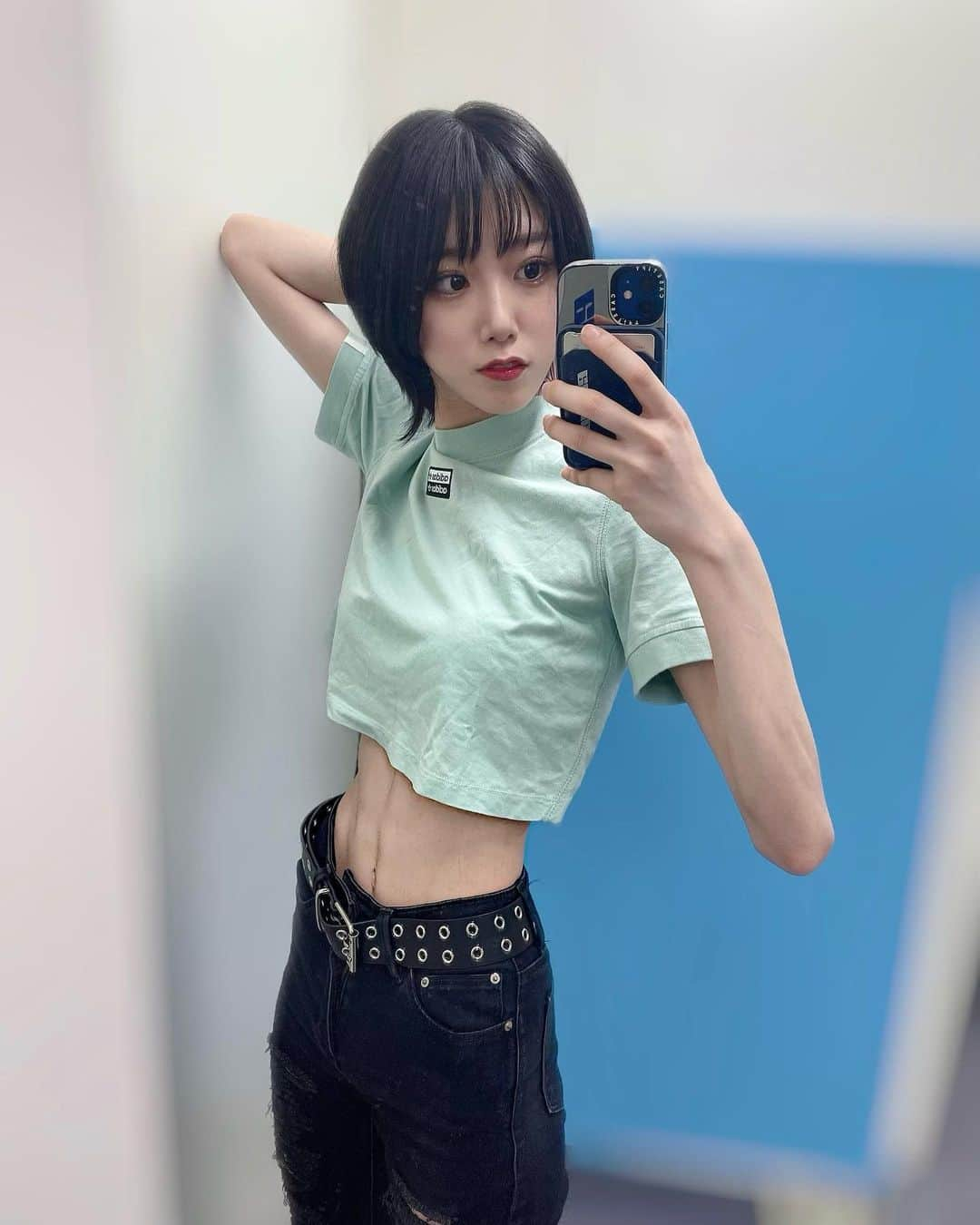 隈本茉莉奈のインスタグラム：「#ootd 💚🖤」