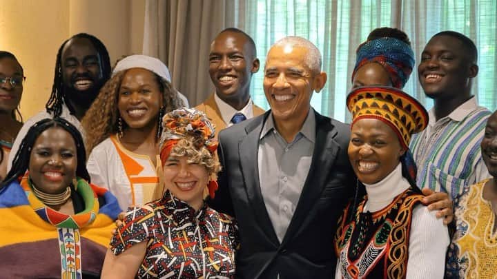 Barack Obamaのインスタグラム：「I’m inspired by the courageous Africa, Asia-Pacific, and Europe @ObamaFoundation Leaders I met in Athens, Greece.   They’re working on the most pressing issues facing our world – from climate change and human rights to empowering women and girls.  Take a look:」