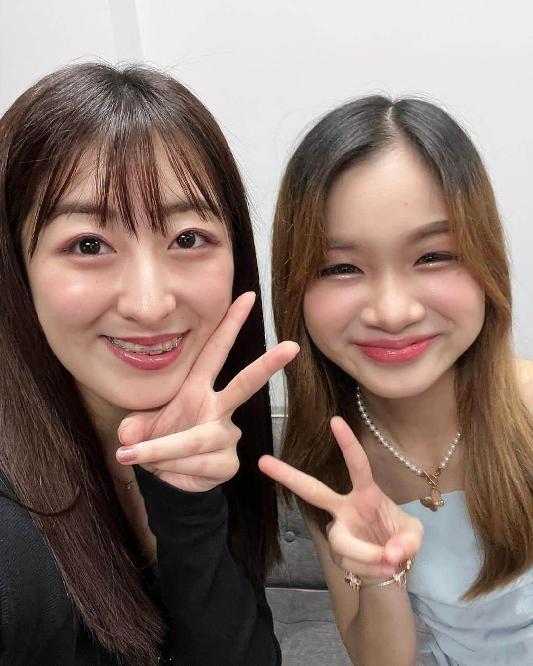 伊豆田莉奈さんのインスタグラム写真 - (伊豆田莉奈Instagram)「🖤INDY CAMP💚 Open Camp Concert 2023  ทุกคนเก่งมากๆๆๆ สนุกมากๆๆๆๆ✨️ รินะได้ไปดู2รอบค่ะ🎤 รินะได้พลังจากน้องๆทุกคนจริงๆ😭👏 ทำให้รินะก็รู้สึกตื่นเต้นและแอบอยากลองทำเพลงของตัวเอง555 แต่ละคนมีเสน่ห์ของตัวเองและskillของตัวเองที่แตกต่างกัน แต่รวมพลังของทุกคนทำให้หญิงใหญ่มากขึ้นอีก!!!! สุดยอดมากๆๆๆๆ😭👏👏👏 รอติดตามเพลงของทุกคนอยู่นะ🥰🫶 สู้ๆนะ😌✌️🤍  @idpd.records  #opencampusConcert2023 #INDYCAMP #IzurinaCGM48 #FortuneCGM48 #MarminkCGM48 #PepoCGM48 #NenieCGM48 #MilkCGM48 #CGM48」6月26日 0時44分 - rina.cgm48official