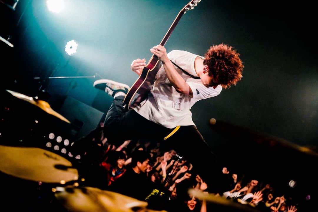 HIROKAZさんのインスタグラム写真 - (HIROKAZInstagram)「『YON TOWN tour 2023 ～町民グランプリ～』  福岡DRUM LOGOS( 2023.06.25 )  kai君📸( @akaikai_69 )  これにて町民グランプリ終幕🙏4本だけでしたがあんりゃした😗  #町民グランプリ」6月26日 11時13分 - hirokaz04ls