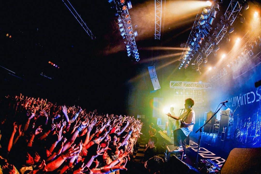 HIROKAZさんのインスタグラム写真 - (HIROKAZInstagram)「『YON TOWN tour 2023 ～町民グランプリ～』  福岡DRUM LOGOS( 2023.06.25 )  kai君📸( @akaikai_69 )  これにて町民グランプリ終幕🙏4本だけでしたがあんりゃした😗  #町民グランプリ」6月26日 11時13分 - hirokaz04ls
