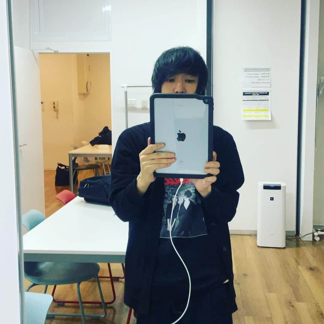 木下理樹のインスタグラム：「名古屋クラブクアトロにイン」