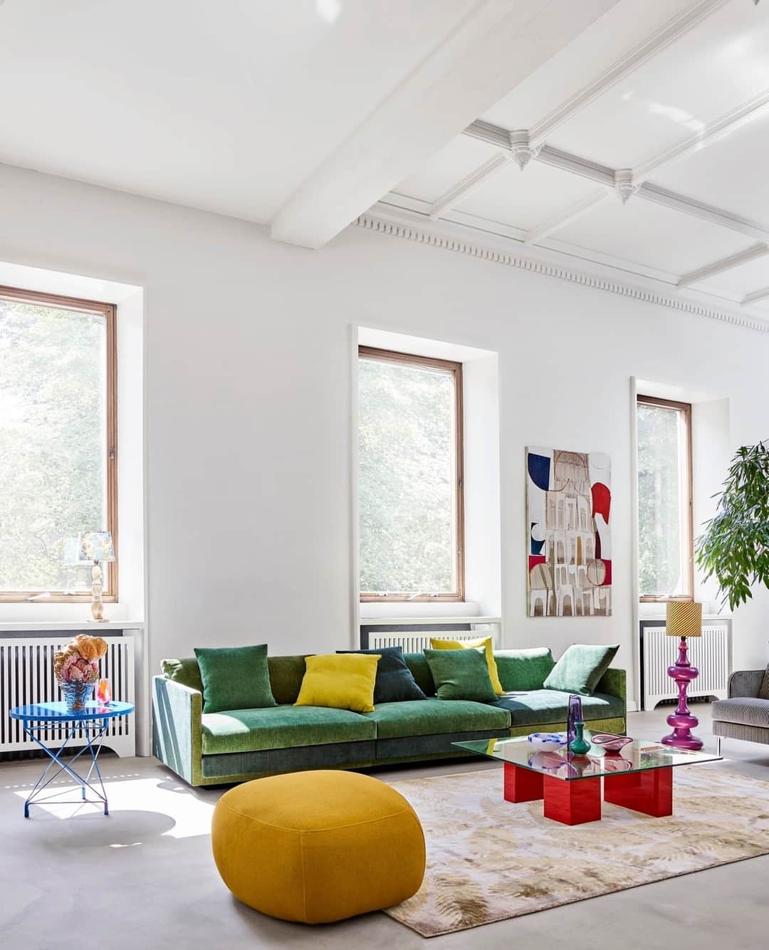 eilersenのインスタグラム：「Great Ash in Bloom! The new green colour scale for our Great Ash sofa is called Bloom, and that is just what it is -  blooming. Hope you like it.⁠ ⁠ ⁠ ⁠ ⁠ ⁠ ⁠ ⁠ ⁠ ⁠  ⁠ #eilersen #eilersenfurniture #myeilersen #enjoyaneilersen #greatash #homedecor #sofa #danishdesign #inredning #finahem #interiorlovers #interiordesign #modernliving #minimalism #nordiskehjem #nordicinspiration #nordicliving #craftsmanship #luxurylifestyle #boligindretning #designinterior #livingroominspo #boliginspiration #softminimalism #hemindredning #schönerwohnen #nordicminimalism #throughgenerations」