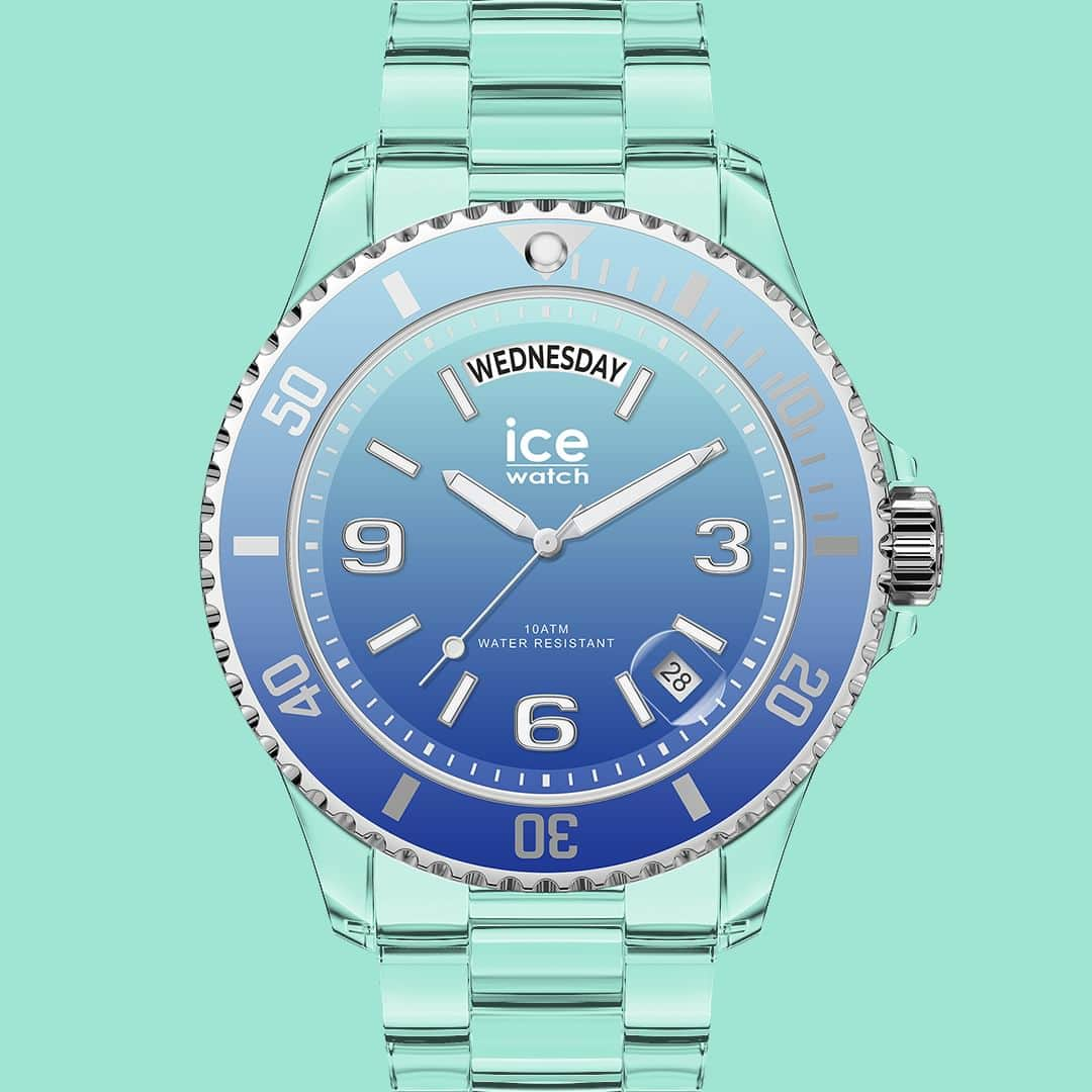 アイスウォッチさんのインスタグラム写真 - (アイスウォッチInstagram)「If your favourite colour is a shade of blue, we have the ideal accessory for you: the ICE clear sunset - Turquoise watch. 🌊  #icewatch #iceclearsunset #blue #summer #lifestyle #ocean #holidays #watch #transparent」6月26日 4時00分 - icewatch