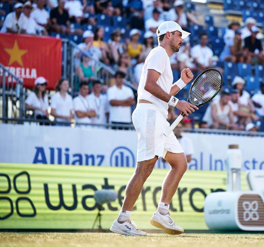 ギド・ページャのインスタグラム：「Tremenda victoria ☺️  🇦🇷 @guido_pella batió a Marcos Giron en primera ronda por 3-6, 6-2, 7-6(3).  #MallorcaChampionships」