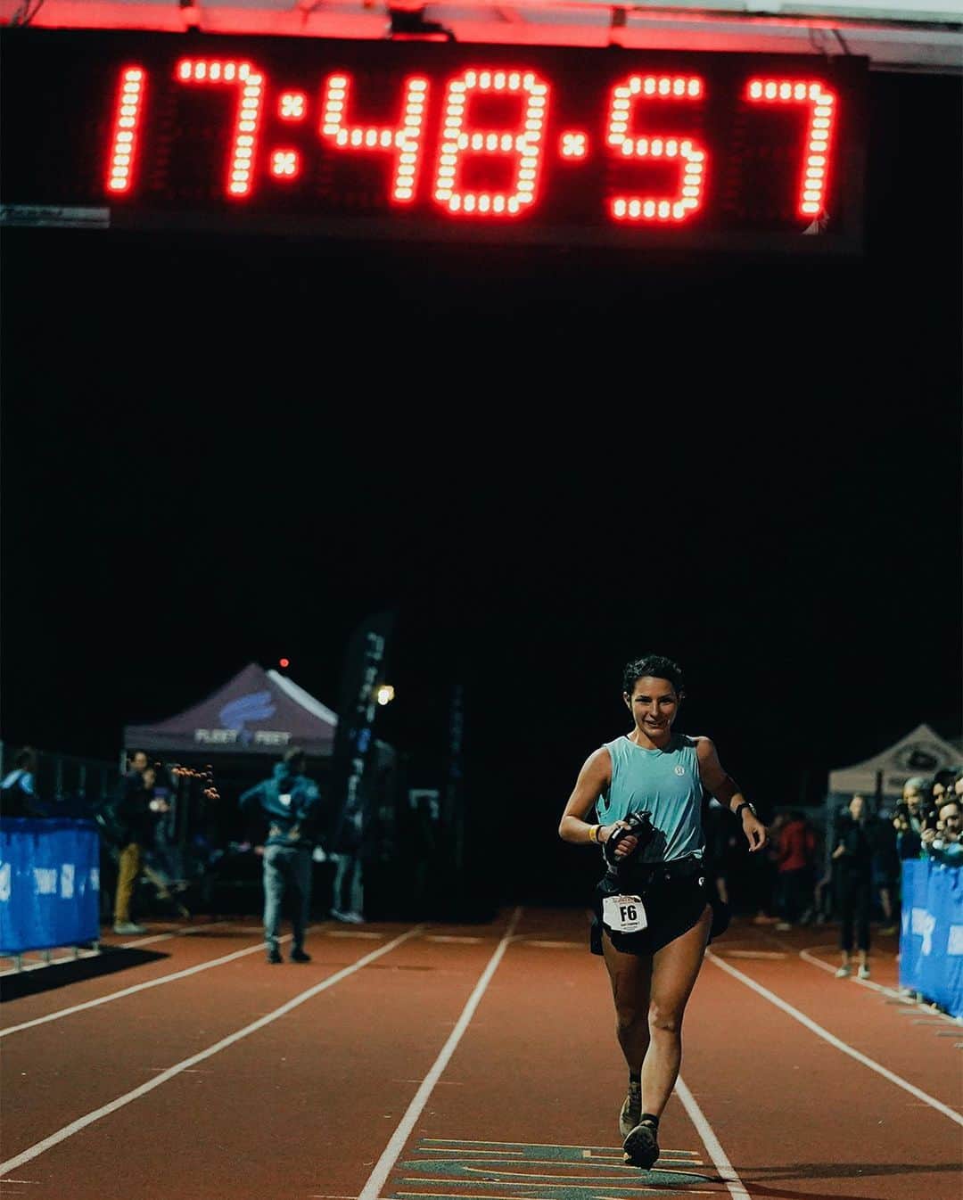 lululemonのインスタグラム：「Real-life superhero @leah_yingling just placed 9th at Western States, finishing over 40 minutes faster than last year in 17:49:00. And all it took was 100 gruelling miles of rocky canyon, snowy mountain trails, and icy cold waters.   Congratulations to every runner who made it to the start line. You're all on our vision board. #ws100」