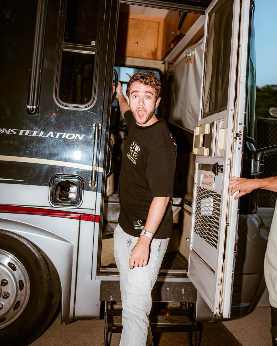 ゼッドさんのインスタグラム写真 - (ゼッドInstagram)「thank u Chicago & Ottawa for the fun times ♥️  📷: @jbajsel  🎥: @harrisonferrante」6月26日 5時26分 - zedd