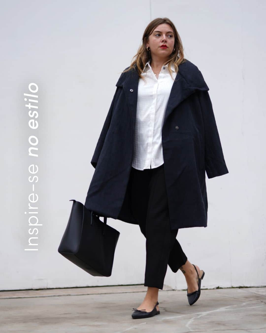 ロジャス・レナーさんのインスタグラム写真 - (ロジャス・レナーInstagram)「Look elegante e sofisticado no inverno é uma realidade por aqui! 🤗 A @marielimallmann apostou na combinação de peças com recortes clássicos e visuais monocromáticos cheios de estilo. Passe para o lado e clique nas suas peças favoritas para garantir agora mesmo. #SquadTáNaRenner #modafeminina #looks ​  blazer alongado 597037358 | calça cigarrete 597037358 | vestido longo 597037358 | kit 03 brincos argola 597037358 | casaco alongado 597037358 | sapatilha 597037358 | bolsa shopper 597037358」6月26日 6時00分 - lojasrenner