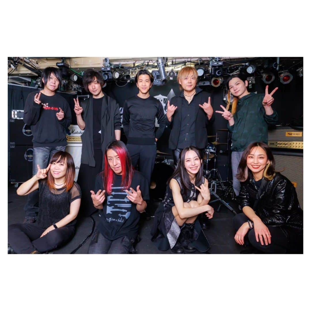 D_Driveのインスタグラム：「【D_Drive x soLi 】 神戸公演と大阪公演が開催決定しました！  【神戸公演】 8月25日（金）神戸 チキンジョージ  【大阪公演】 8月26日（土）吹田 TAKE FIVE  チケットはお店での予約になりますので、D_Driveのウェブサイトから詳細をご確認ください！  皆様お待ちしております！  #D_Drive #soLi」