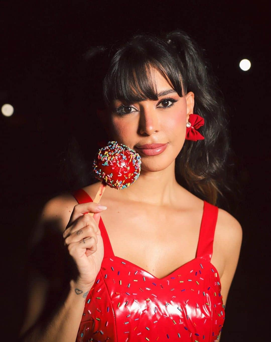 Gabriela Salesさんのインスタグラム写真 - (Gabriela SalesInstagram)「Viva São João 🔥🪁👩🏻‍🌾🍎#sãojoãorm #fantasiasrm #ricasfaca」6月26日 7時24分 - ricademarre