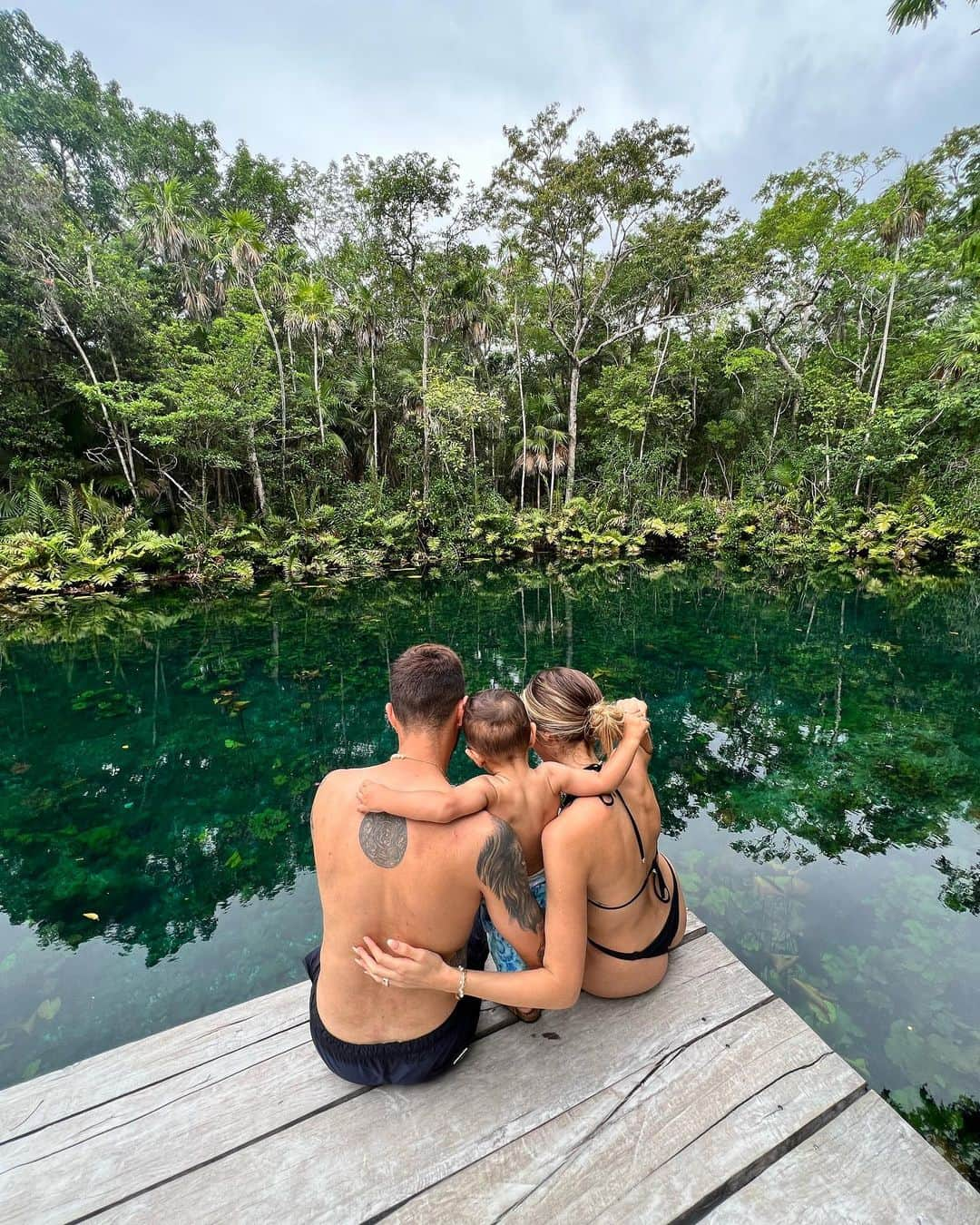 マヌエル・ランシニのインスタグラム：「#goodvibes #energy 🫶🏽 Tulum」