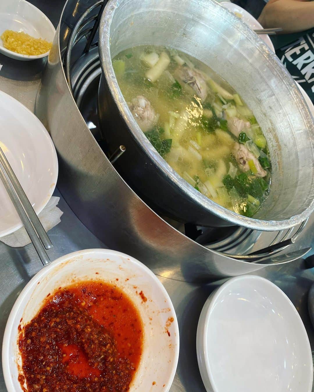 後関好宏さんのインスタグラム写真 - (後関好宏Instagram)「数年振りの🇰🇷韓国旅行へ！！  屋台👉ウナギ👉牛肉ホタテアワビ👉タッカンマリ👉冷麺👉カヌレ&エッグタルト👉サムギョプサル&焼き飯。  日本でも韓国料理よく食べるんですが、やっぱり本場は違いますね。どれも最高でした、また行きたい！！  #韓国 #ソウル #Seoul #잘먹었습니다」6月26日 8時36分 - gosekky