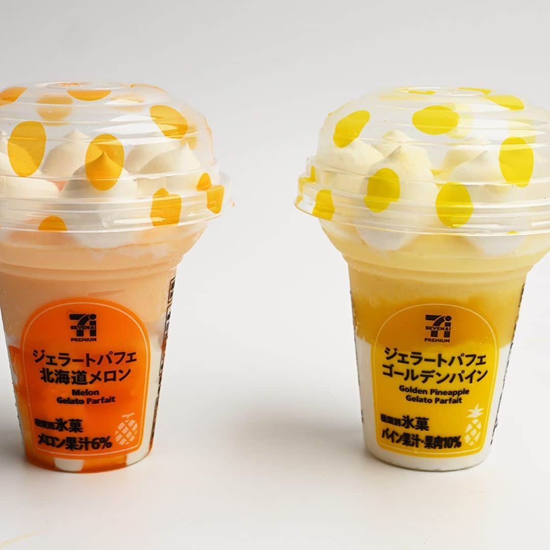 アイスマン福留さんのインスタグラム写真 - (アイスマン福留Instagram)「パイン風味（ソース＆ジェラート）🍍と、発酵乳使用のヨーグルト味アイスの相性が抜群！✨セブンプレミアム「ジェラートパフェ ゴールデンパイン」暑い日に食べたいジェラート食感の多層パフェアイスです！食べたい人はお近くのセブンで探してみてください！  #ジェラートパフェ #パイン #ゴールデンパイン #大容量 #セブンプレミアム #アイス #ジェラート #パフェアイス #スイーツ #デザート #新作アイス #コンビニアイス #アイスマニア #アイスマン福留 #icecream #JapaneseIceCream #icecreamlover #icecreamtime #icecreamday #icecreamlove #icecreamporn #JapaneseIceCream #foodporn #foodie #instafood #foodstagram #yummy #yum #delicious #foodphotography」6月26日 8時58分 - iceman_ax