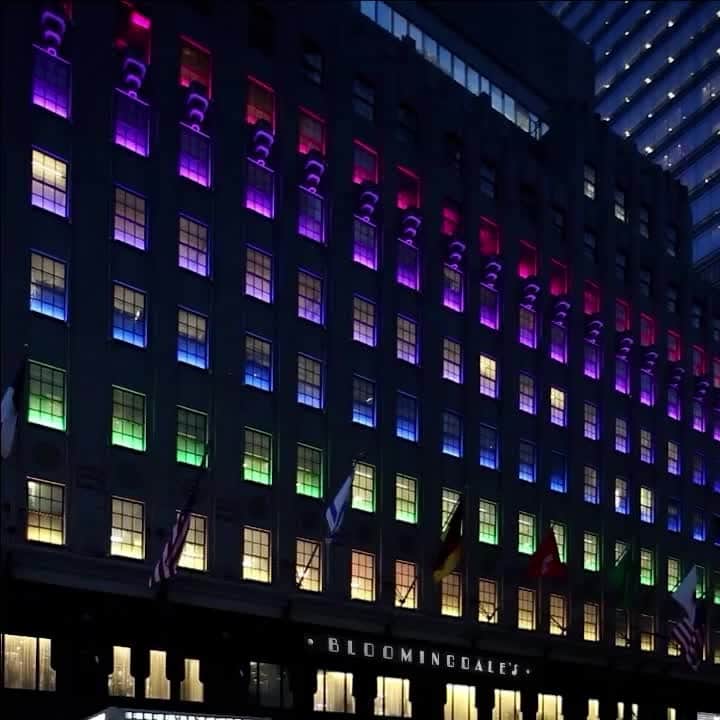 Bloomingdale'sのインスタグラム：「We’re lit up with Pride! Celebrating love in all its forms today and always 🌈  📸 : @willofont」