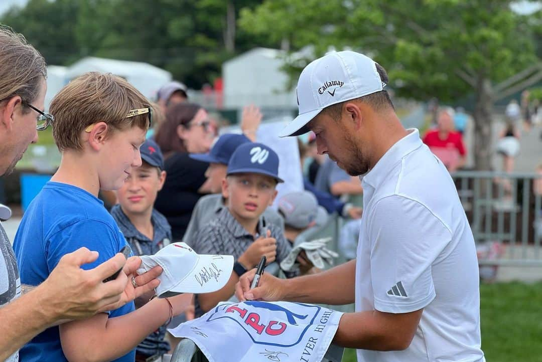 ザンダー・シャウフェレさんのインスタグラム写真 - (ザンダー・シャウフェレInstagram)「Always great to be back out at the @travelerschamp Time now for some rest before heading over to 🏴󠁧󠁢󠁳󠁣󠁴󠁿 and defend the 🏆@scottish_open」6月26日 9時35分 - xanderschauffele