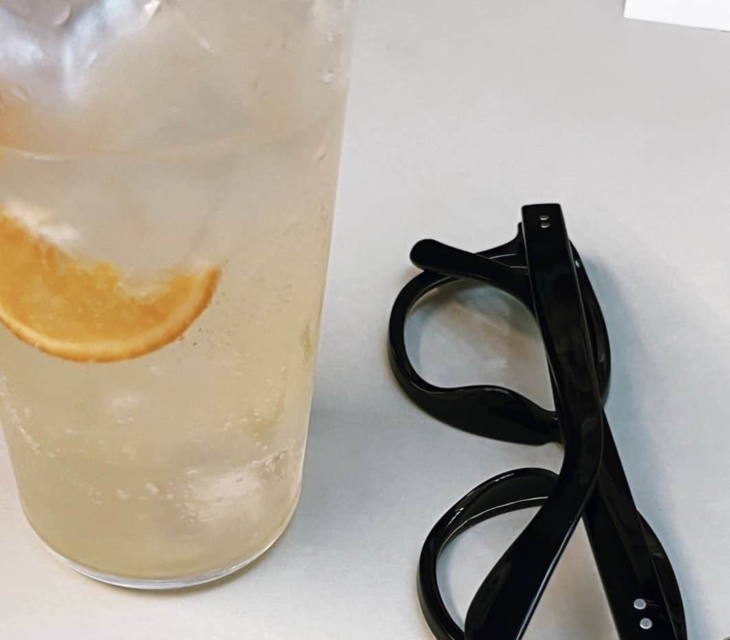 中野妃菜のインスタグラム：「夏はしゅわしゅわが好き🥤最近は早起きです❤︎」