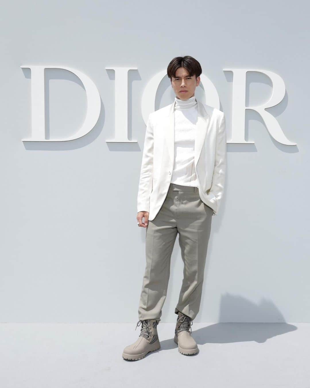 田中碧さんのインスタグラム写真 - (田中碧Instagram)「. Dior  It was amazing show, amazing atmosphere and amazing history. I'm glad my first show was Dior.  Thank you for inviting me🤍  @dior  #diorsummer24 #pariscollection  #🤍 #🇫🇷」6月26日 21時00分 - tnk_0910