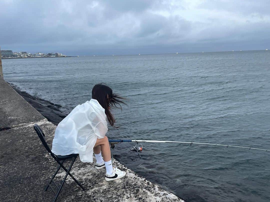 カン・イェウォンさんのインスタグラム写真 - (カン・イェウォンInstagram)「한치 잡으셨어요?  만나는거죠😀」6月26日 19時43分 - kangyewon0315