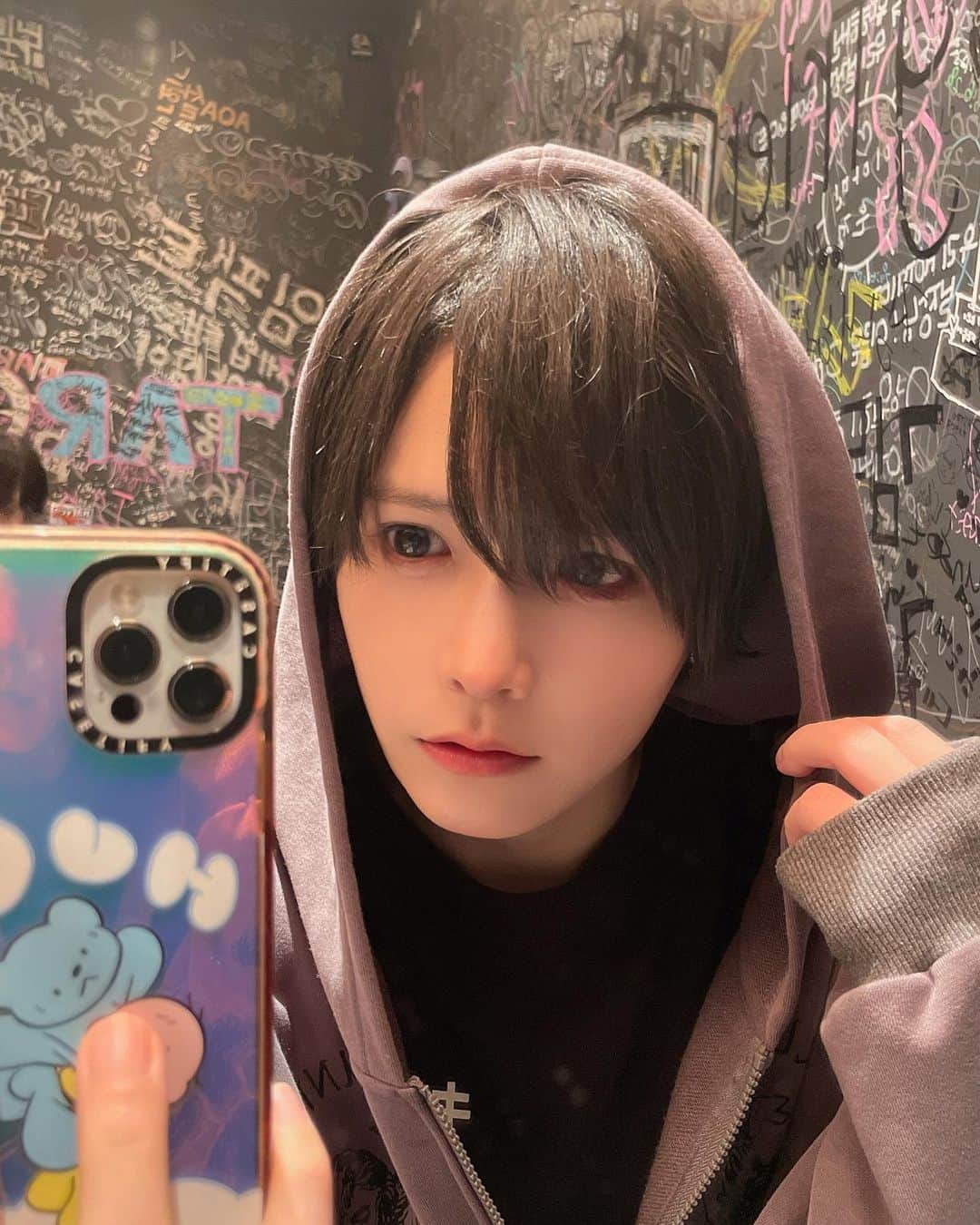 島貫勇士のインスタグラム：「弾丸過ぎて福岡はご飯の写真しか撮ってない、、顔良いからこれで許して✌️✌️ ・ ・ ・ #メンズアイドル #アイドル #かわいい #かっこいい #自撮り界隈 #両目界隈 #雰囲気男子 #雰囲気好き #メン地下  #メンズメイク #メンズヘア #あざと男子 #彼氏感 #彼女目線  #l4l #instagood #Instagram #selca #selfie #instalike #follow #followme #japaneseboy #japanboy」