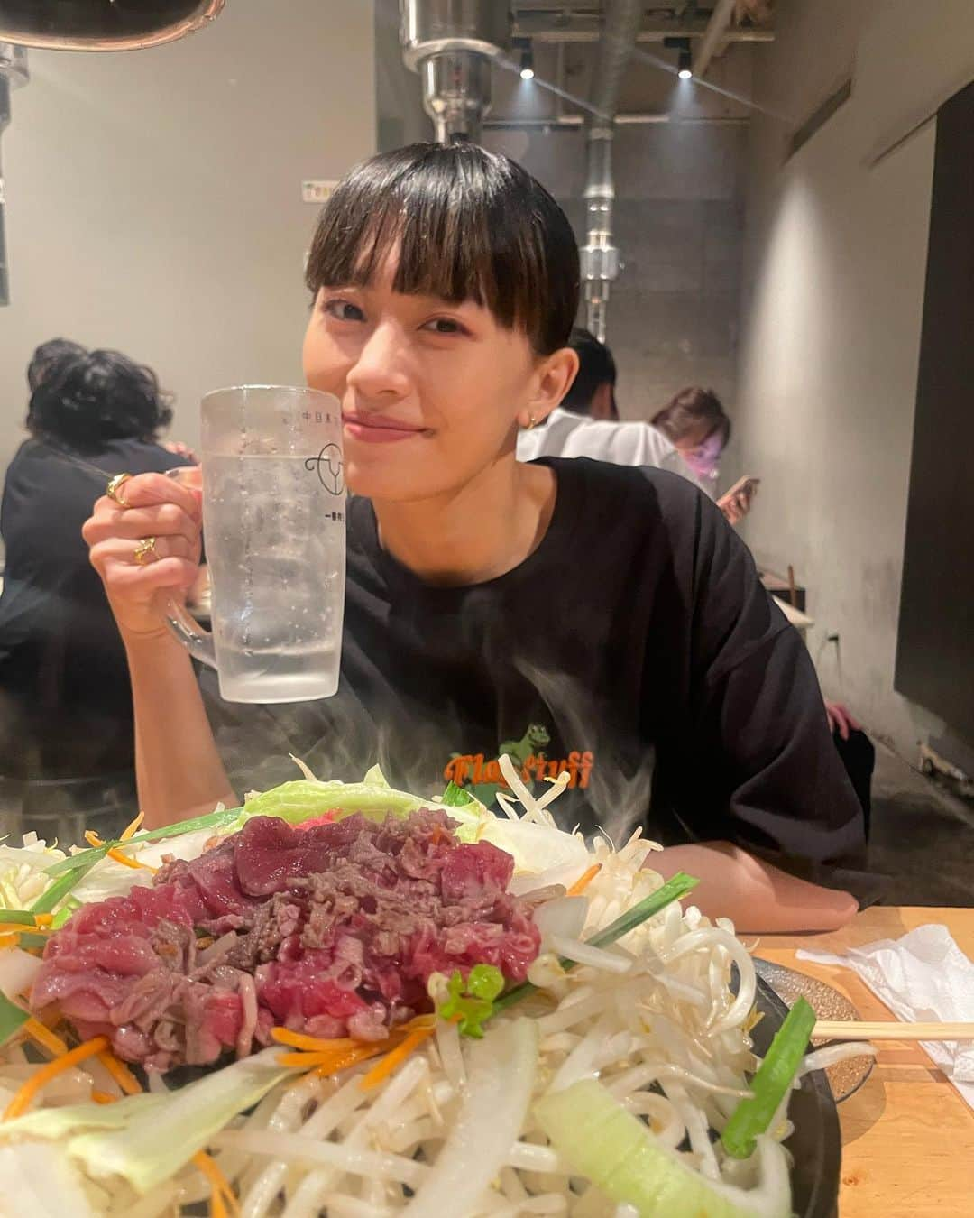 山木コハルさんのインスタグラム写真 - (山木コハルInstagram)「ジンギスカン食べました🫶  最高」6月26日 20時18分 - yayamakoharyu