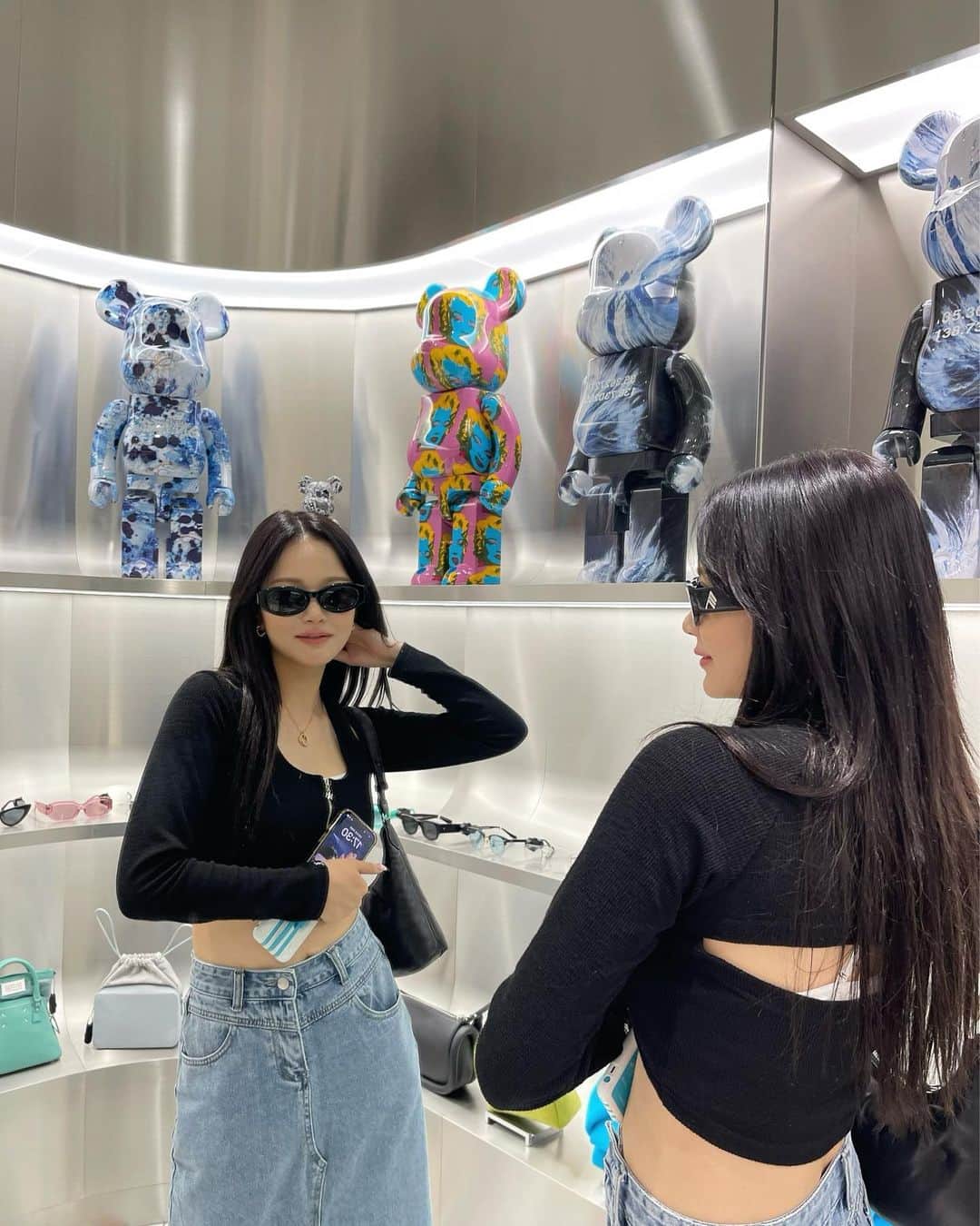 仲本莉絵瑠のインスタグラム：「久しぶりに化粧してお出かけした😮‍💨❤️チートデイ❣️」