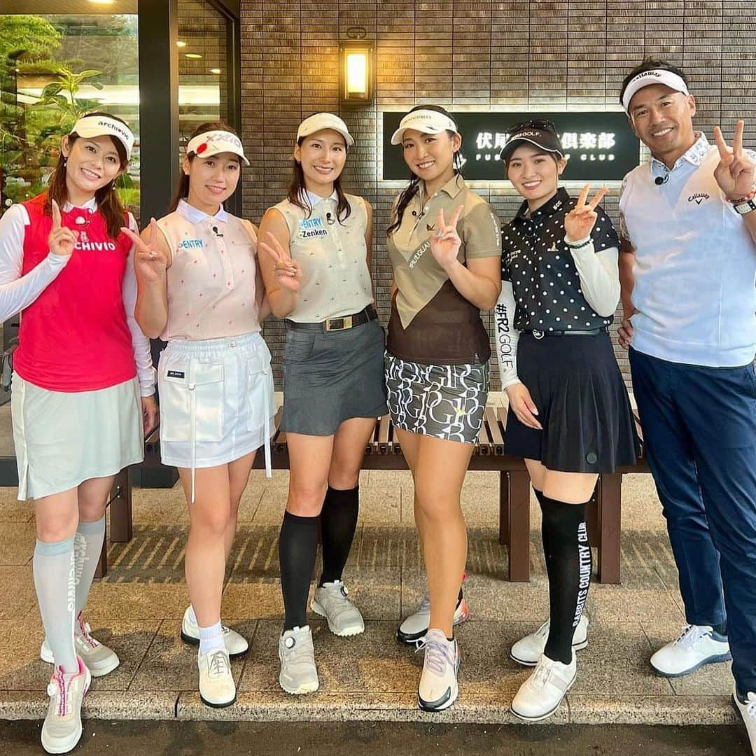 杉山美帆さんのインスタグラム写真 - (杉山美帆Instagram)「@golf__thailand  ゴルフタイランドプレゼンツ　ライジングレディース心斎橋スタジオtv  @rising_ladies_golf   の撮影でした😆  今回はなんとダブルスの チーム戦🥺  志乃ちゃんと愛理ちゃんチーム @_shino.miyata @airi__tsujioka VS 紗樹ちゃんと美帆チーム @saki_oshio   の対決です！😆⛳️  MCに始めましての美人さん…🥹徳原さん @elly_0216 と 実はパターが得意なドラコンプロの南出さん🥳@kimihiro.minamide  たくさん笑って盛り上がった〜🤤とても楽しい撮影でした！ありがとうございます🥺🙏  8月にスカイAとYouTubeで配信されますので、お楽しみにです😆🙏  #バイトするならエントリー #全研本社 #myアセット #ゴルフタイランド #心斎橋ゴルフスタジオ  #ライジングレディース #golf #ゴルフ」6月26日 20時20分 - mih0_golf