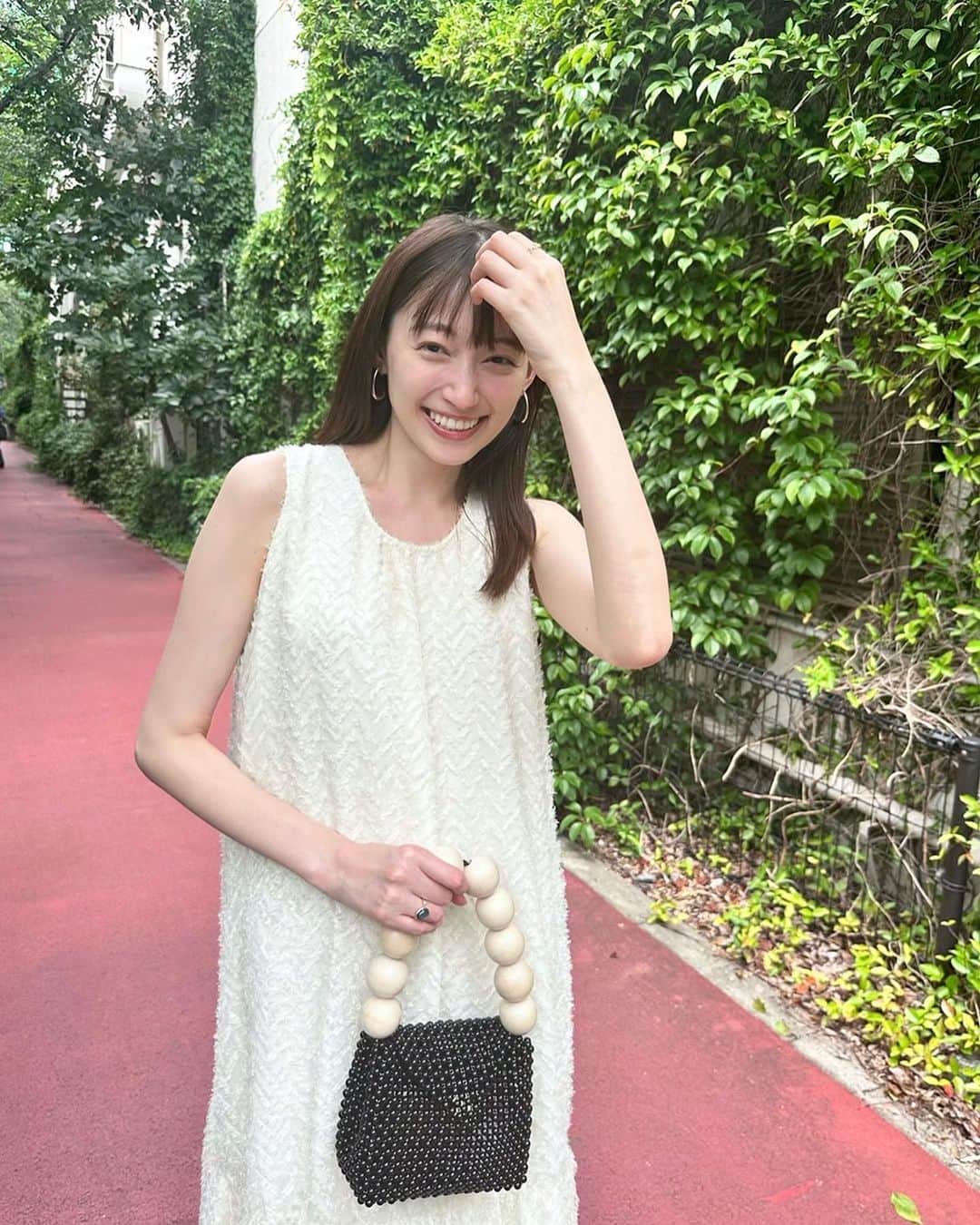 大野いとのインスタグラム：「お出かけ！👜 #私服」